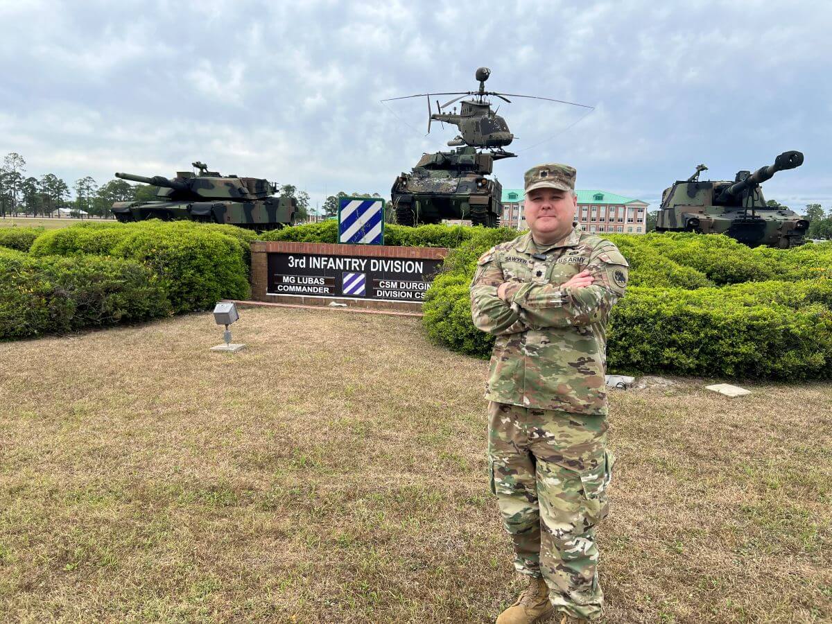 Military_services2